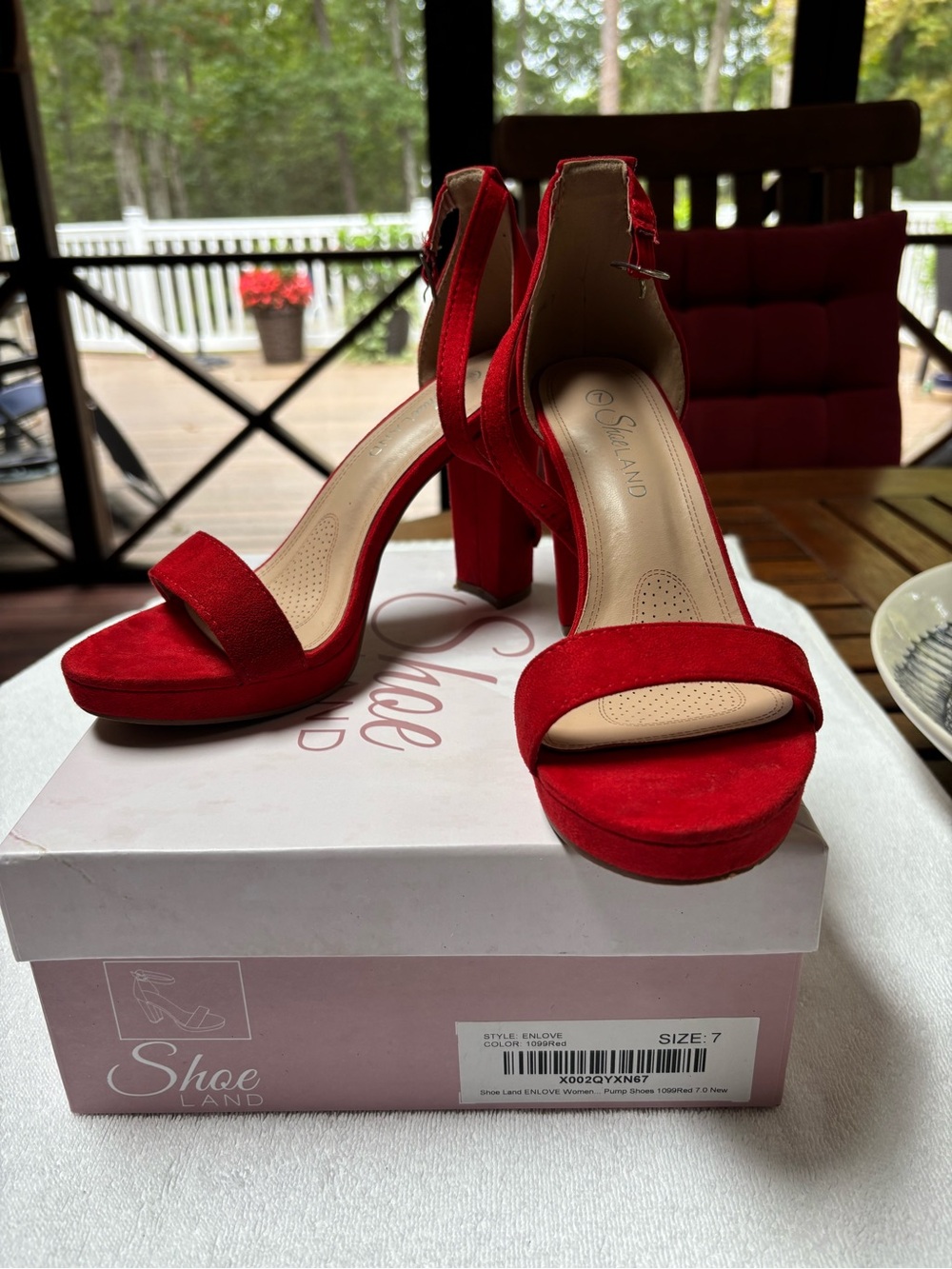 Shoeland red suede open-toe sandals block 3.5” heels ankle strap size 7 ~ EUC
